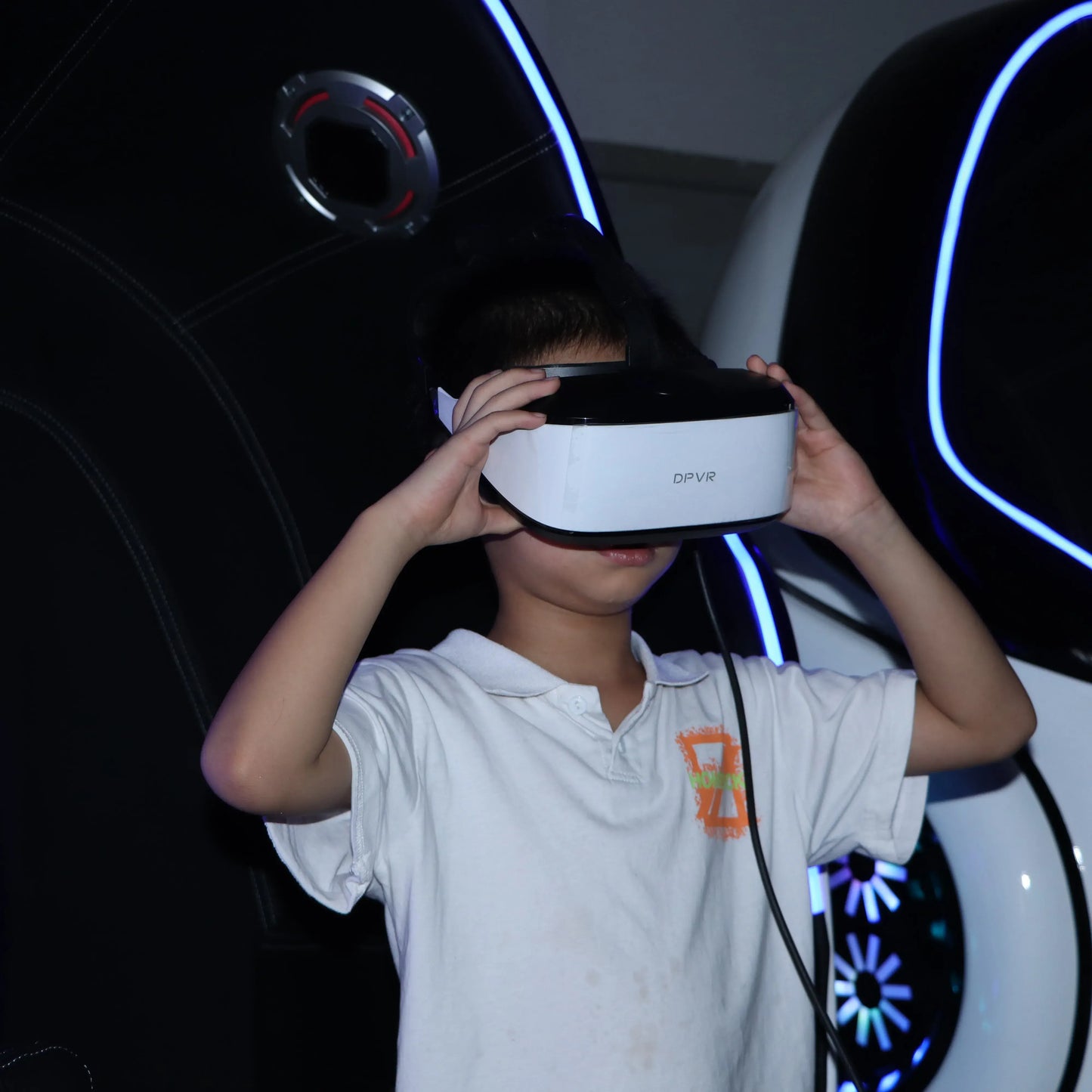 LED Display - Egg Chair VR Simulator with Visual Wonders